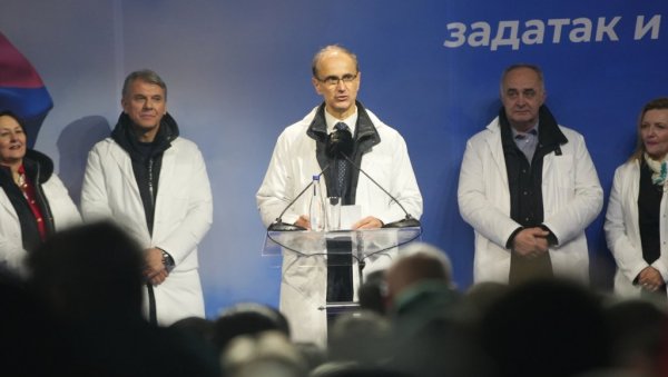 ЂУРО МАЦУТ МАНДАТАР ЗА САСТАВ ВЛАДЕ: Сажно подржава политику слободне и независне Србије - прославио је Србију широм Европе и света ЂУРО МАЦУТ МАНДАТАР ЗА САСТАВ ВЛАДЕ: Сажно подржава политику слободне и независне Србије - прославио је Србију широм Европе и света
