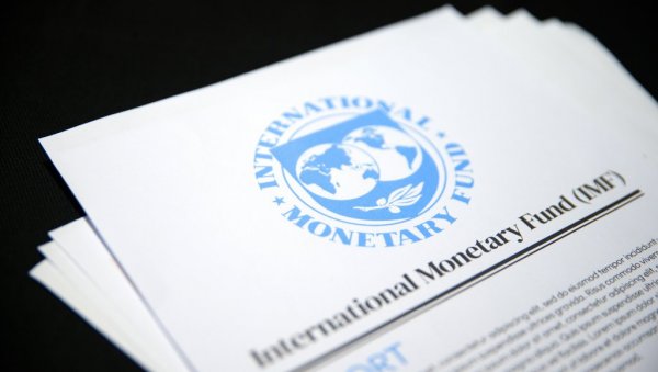 РУСКА ЕКОНОМИЈА НЕ ПОСУСТАЈЕ ММФ: Најоштрије санкције Русији нису утицале на испоруке нафте на светско тржиште РУСКА ЕКОНОМИЈА НЕ ПОСУСТАЈЕ ММФ: Најоштрије санкције Русији нису утицале на испоруке нафте на светско тржиште