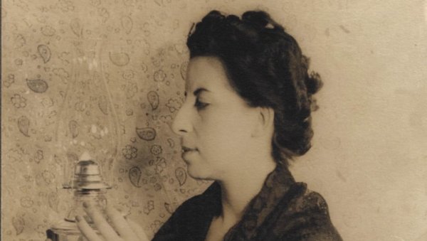 ЖИВОТ БЕЗ ОГРАДА: Енигматични цртеж и фотографије које је сачувао Роберт Томас Госелин, муж Милене Павловић Барили ЖИВОТ БЕЗ ОГРАДА: Енигматични цртеж и фотографије које је сачувао Роберт Томас Госелин, муж Милене Павловић Барили