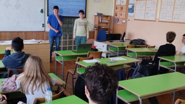 ТАЛЕНТОВАНИ УЧЕНИЦИ ОДМЕРИЛИ СНАГЕ: Регионални центри за таленте одржали такмичење, упркос тешкоћама ТАЛЕНТОВАНИ УЧЕНИЦИ ОДМЕРИЛИ СНАГЕ: Регионални центри за таленте одржали такмичење, упркос тешкоћама