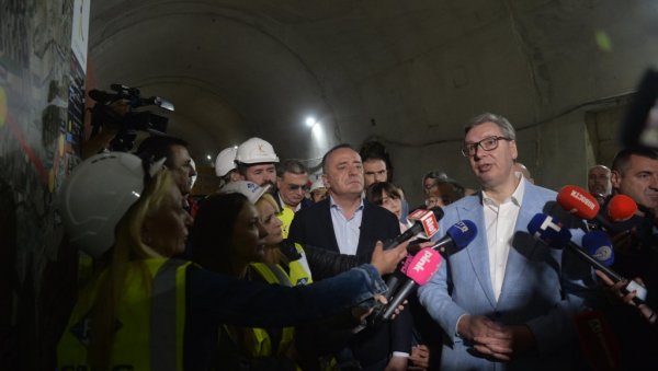 ОД НОВОГ САДА ДО ЛОЗНИЦЕ СТИЗАЋЕ СЕ ЗА САТ И ПО: При крају радови на најдужем тунелу Иришки венац - То ће бити од невероватне користи ОД НОВОГ САДА ДО ЛОЗНИЦЕ СТИЗАЋЕ СЕ ЗА САТ И ПО: При крају радови на најдужем тунелу Иришки венац - То ће бити од невероватне користи