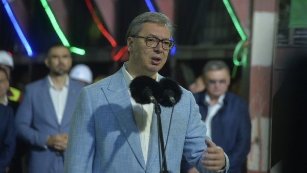 ТАМО СУ НАМ СИЛЕЏИЈЕ ЗАБРАНИЛЕ И УЛАЗАК И БОРАВАК, А МИ ЋЕМО ДА ОДЕМО Вучић на питање Новости о великом народном скупу у Нишу ТАМО СУ НАМ СИЛЕЏИЈЕ ЗАБРАНИЛЕ И УЛАЗАК И БОРАВАК, А МИ ЋЕМО ДА ОДЕМО Вучић на питање Новости о великом народном скупу у Нишу