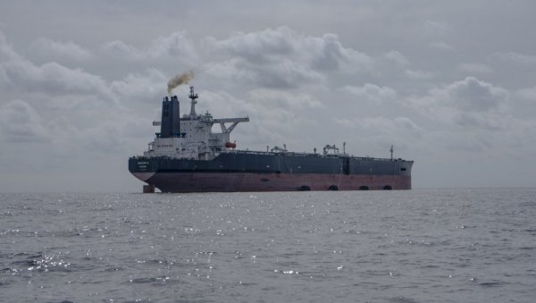 ЕУ ЖЕЛИ ДОДАТНО ДА КАЗНИ РУСИЈУ: Смањење ценовног лимита за руску нафту на 50 долара по барелу