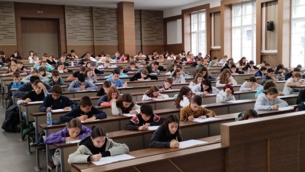 СЈАЈАН РЕЗУЛТАТ: Полазници Центра за таленте у Земуну успешни на државном такмичењу