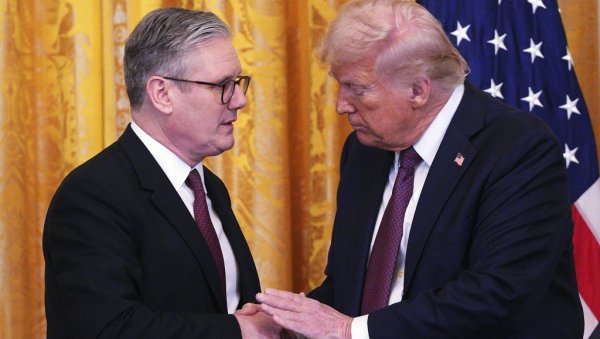 ТРАМП И СТАРМЕР: Представили трговински споразум САД и Уједињеног Краљевства