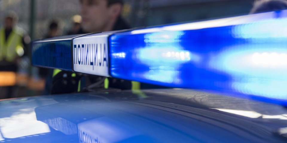 Užas u Dobanovcima: Jedna devojčica poginula, dvojica maloletnika povređena