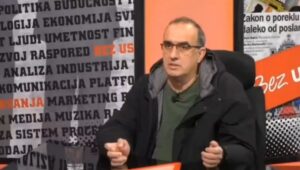 <div>GRUHONjIĆ GLAVNA ZVEZDA BLOKADERSKOG FESTIVALA “KROKODIL”: Ovako počinju kampanju da Srbe proglase za genocidan narod</div>