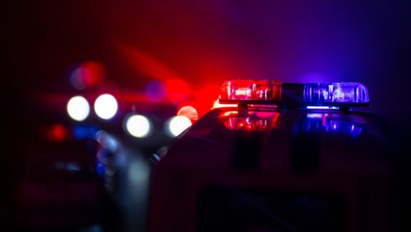УПАО У СОБУ ДЕВОЈЧИЦЕ (12) ДОК ЈЕ СПАВАЛА? Спасила се у задњи час УПАО У СОБУ ДЕВОЈЧИЦЕ (12) ДОК ЈЕ СПАВАЛА? Спасила се у задњи час