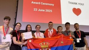 OSAM MEDALjA U SINGAPURU: Veliki usphe naših mladih matematičara na STEMKO olimpijadi