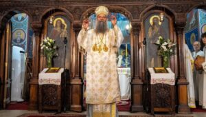 “VERA JE POVERENjE I PODRAZUMEVA ZAJEDNICU” Patrijarh Porfirije načalstvovao je svetom Liturgijom u crkvi Svetog arhangela Gavrila u Beogradu