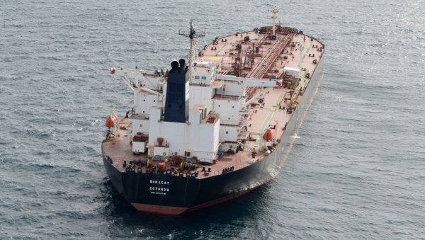 ИМУНИ НА ТРАМПА: Индија наставља куповину руске нафте упркос претњама Вашингтона