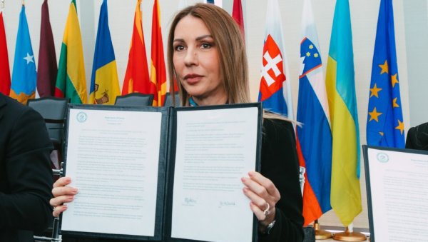 ЂЕДОВИЋ У ВАШИНГТОНУ ПОДРЖАЛА ИНИЦИЈАТИВУ САД: Потписала заједничку изјаву о сигурном снабдевању гасом у Европи