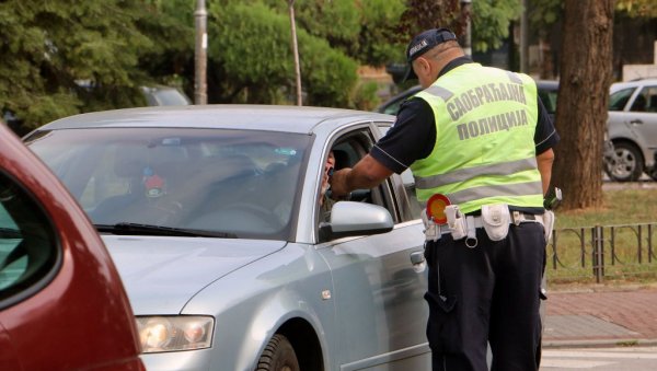 ПОЧЕЛА КАМПАЊА КОЈА МОЖЕ ДА СПАСЕ ЖИВОТЕ: Пијане наочаре“ показаће им истину