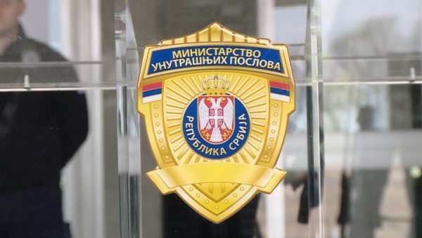 ЉУДИ ГИНУ НА ПУТЕВИМА ЗБОГ ОВАКВИХ ВОЗАЧА Хитно упозорење МУП: Свака осма несрећа последица је једне кобне грешке